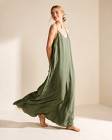Low Backless Flow Dress